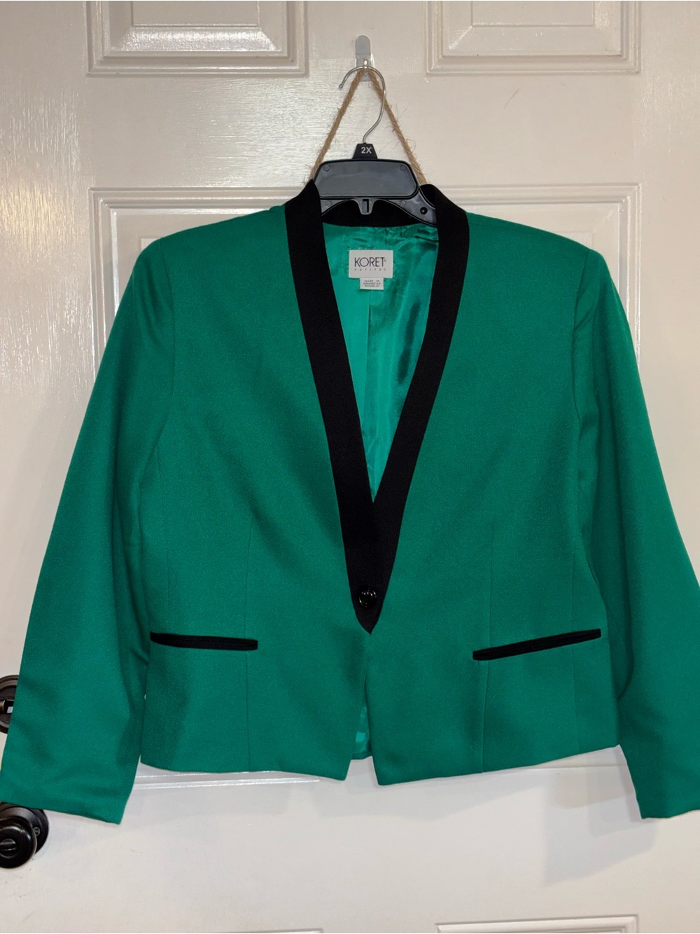 Koret Emerald Green Blazer with Black Trim